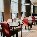 Ibis Centre Rive Gauche Mermoz 3*