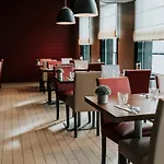 Ibis Centre Rive Gauche Mermoz 3*
