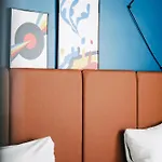 호텔 Ibis Centre Rive Gauche Mermoz 3*