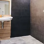 Готель Ibis Centre Rive Gauche Mermoz