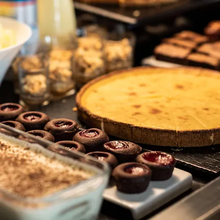 坎帕尼尔罗恩梅尔莫兹旅馆 酒店 3*