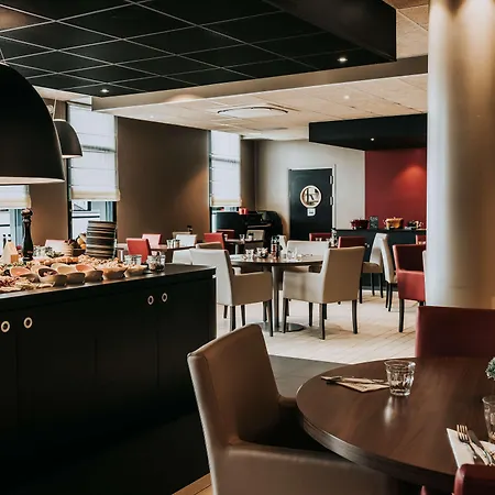 坎帕尼尔罗恩梅尔莫兹旅馆 3* 鲁昂