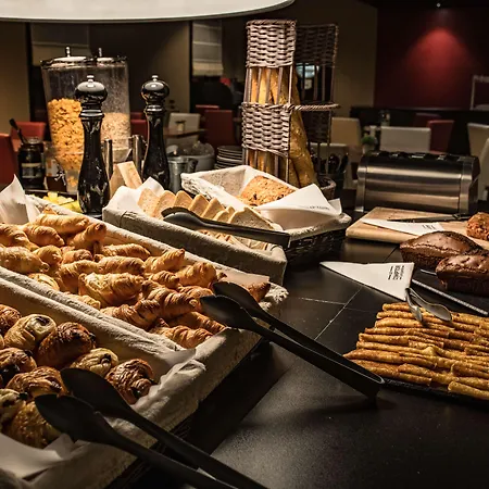 Ibis Centre Rive Gauche Mermoz