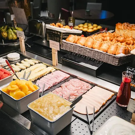 Готель Ibis Centre Rive Gauche Mermoz 3*