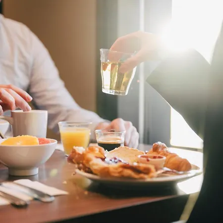 坎帕尼尔罗恩梅尔莫兹旅馆