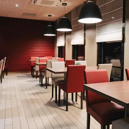 酒店 坎帕尼尔罗恩梅尔莫兹旅馆