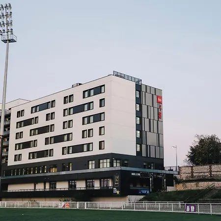 Ibis Centre Rive Gauche Mermoz Готель Руан