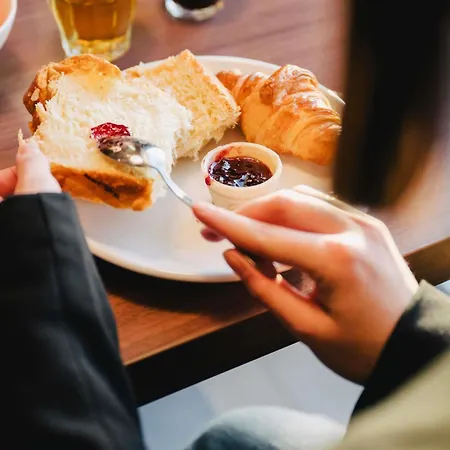 坎帕尼尔罗恩梅尔莫兹旅馆 3*