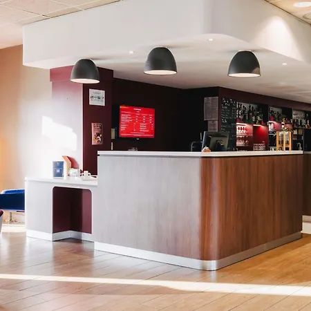 ホテル Ibis Centre Rive Gauche Mermoz ルーアン