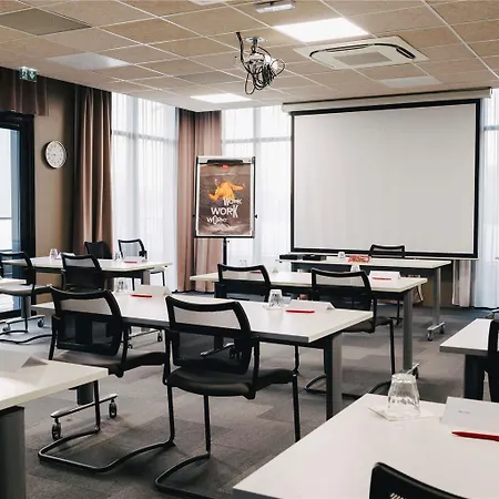 Hotel Ibis Centre Rive Gauche Mermoz 3*