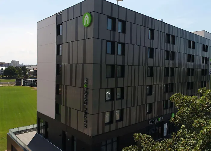 Ibis Centre Rive Gauche Mermoz Hotel 3*