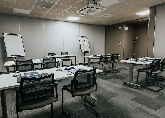 Ibis Centre Rive Gauche Mermoz 3* Rouen