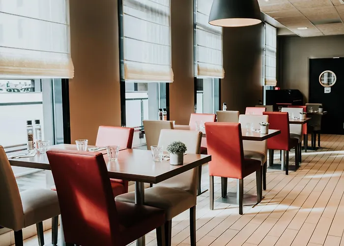 Ibis Centre Rive Gauche Mermoz 3*