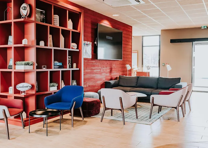 Ibis Centre Rive Gauche Mermoz Hotel