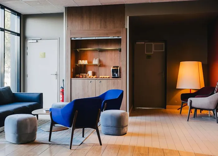 Ibis Centre Rive Gauche Mermoz