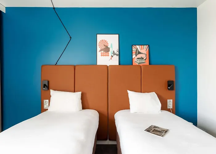 Ibis Centre Rive Gauche Mermoz 3*