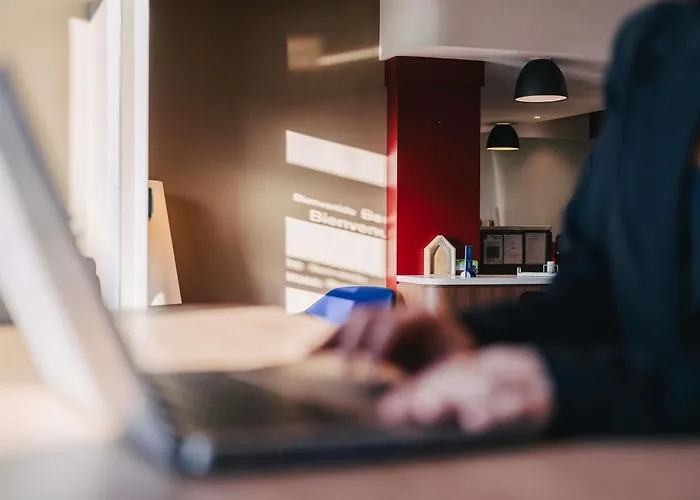 Ibis Centre Rive Gauche Mermoz Hotell